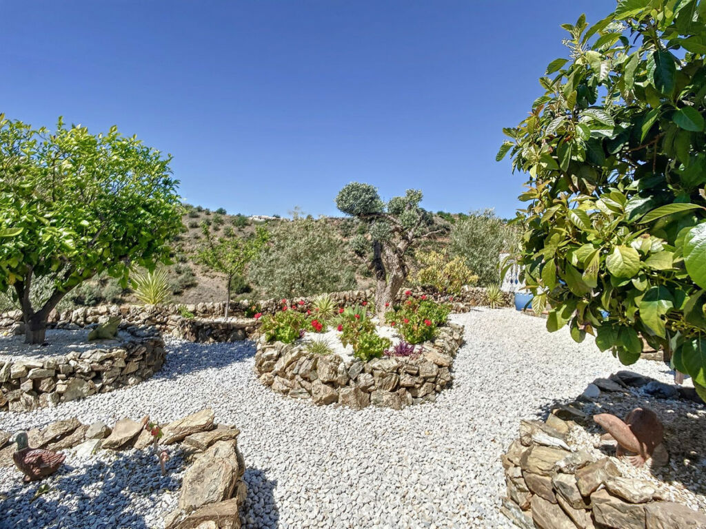 Finca - Cortijo Sedella Málaga - image 29