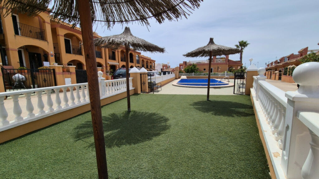 Detached Villa Torrevieja Alicante - image 3