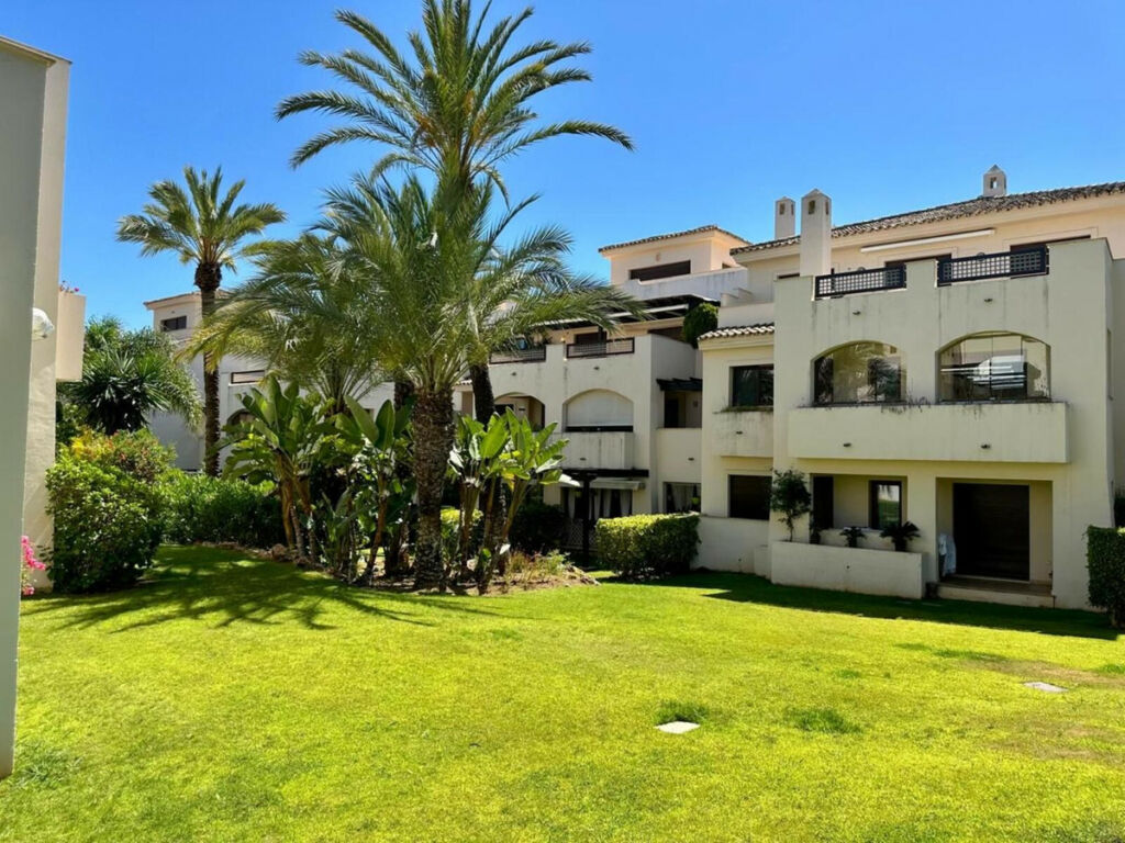Penthouse Duplex Nueva Andalucía Málaga - image 23
