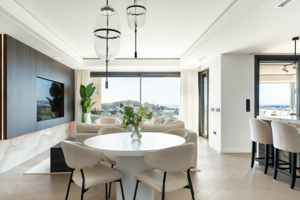 Penthouse Duplex Nueva Andalucía Málaga - image 3