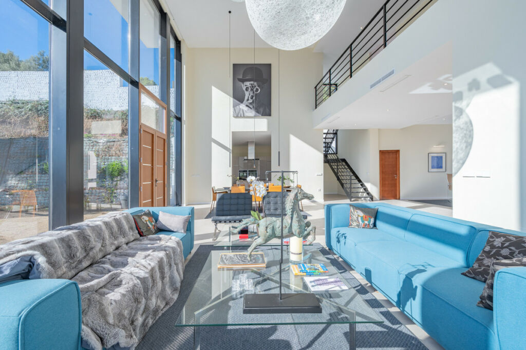 Detached Villa Benahavís Málaga - image 3