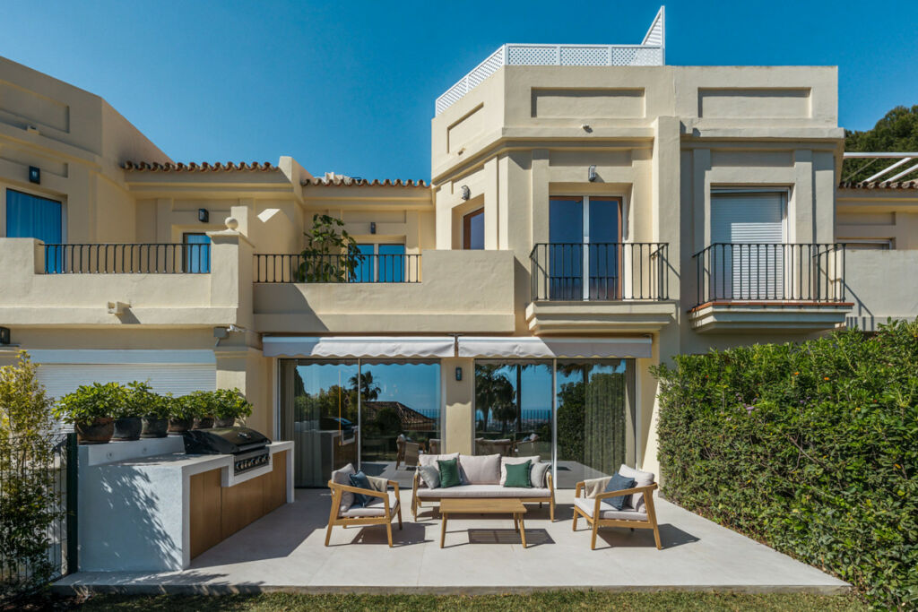 Townhouse La Quinta Málaga - image 4