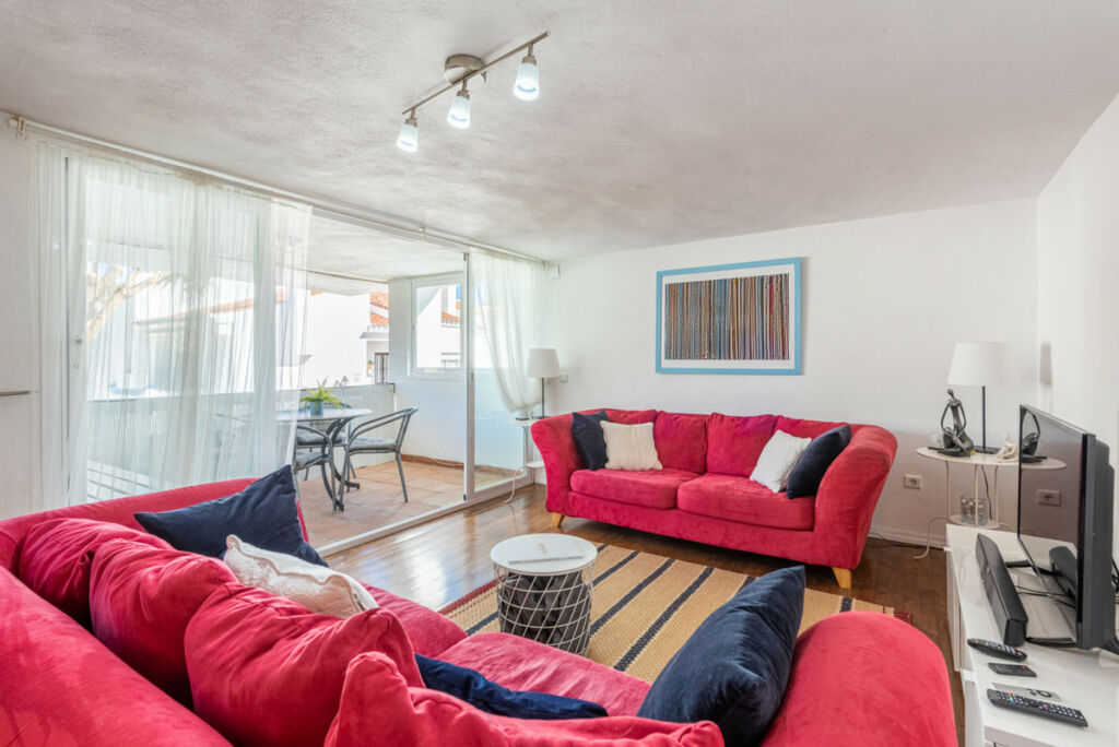 Ground Floor Apartment Benahavís Málaga - image 3
