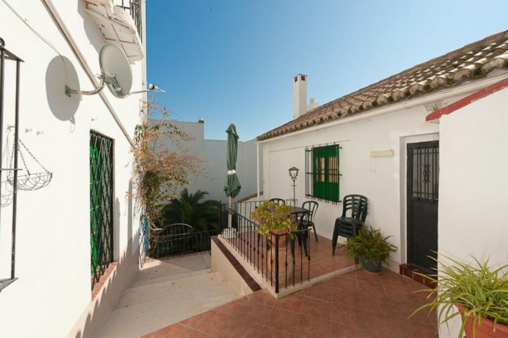 Townhouse Alora Málaga - image 3