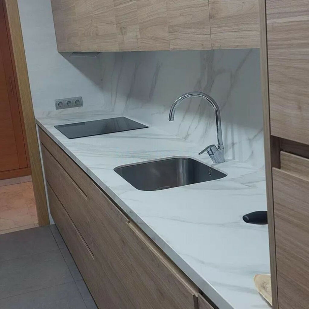 Middle Floor Apartment Marbella Málaga - image 3