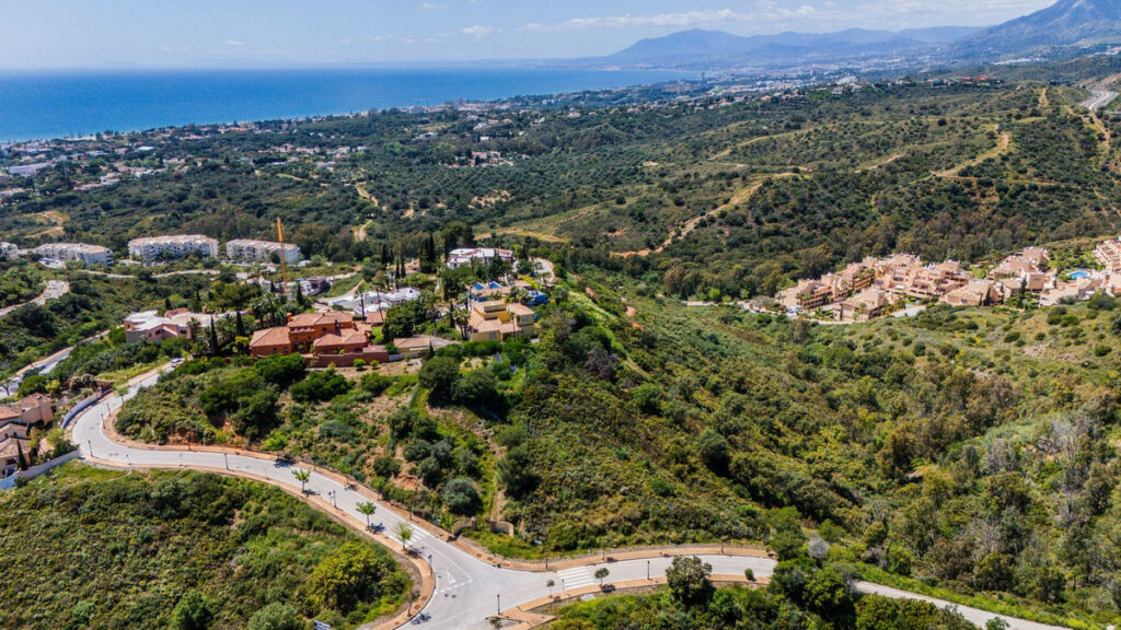 Residential Plot Elviria Málaga - image 3