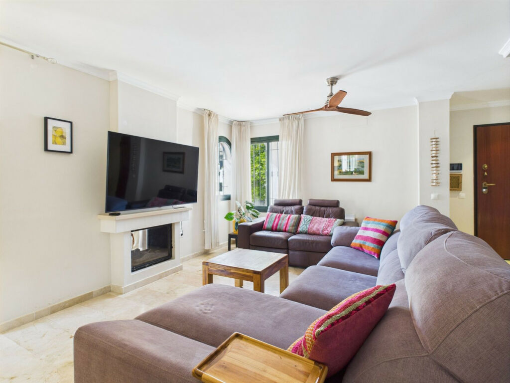 Semi-Detached House Manilva Málaga - image 3