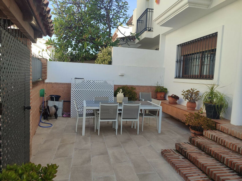Townhouse Cancelada Málaga - image 3