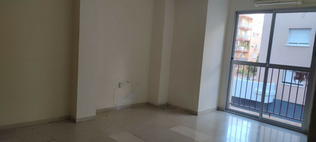 Middle Floor Apartment Málaga Centro Málaga - image 3