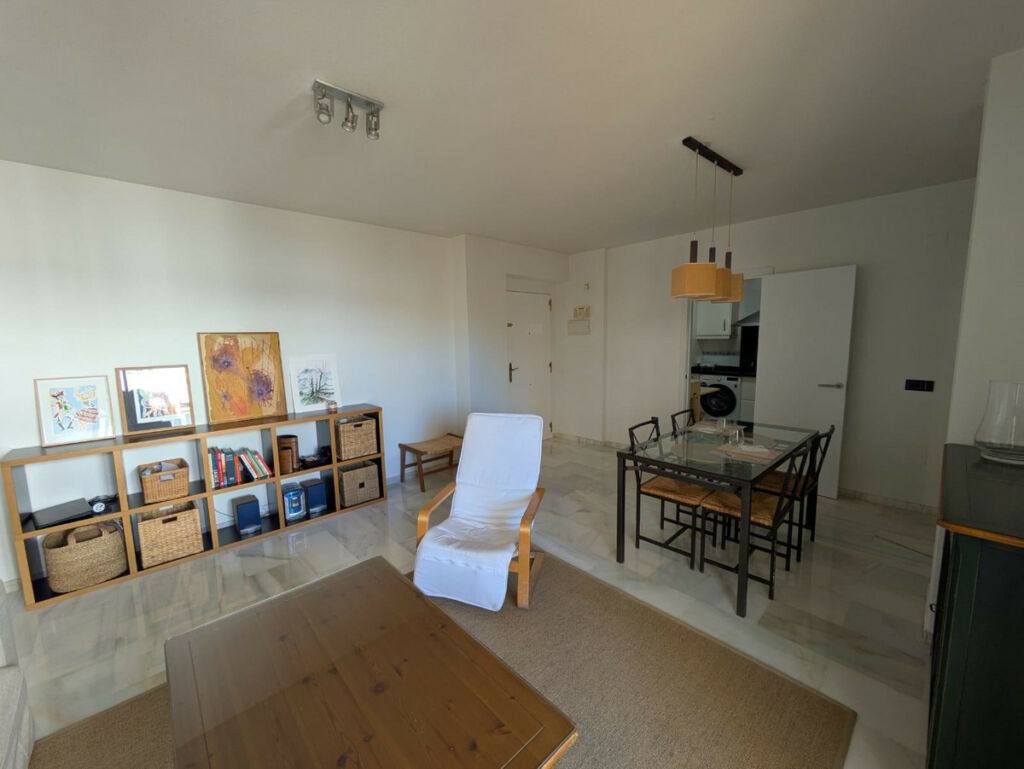 Middle Floor Apartment Torrequebrada Málaga - image 3