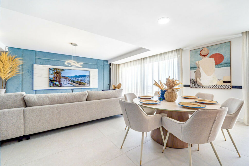 Penthouse Duplex Altos de los Monteros Málaga - image 3