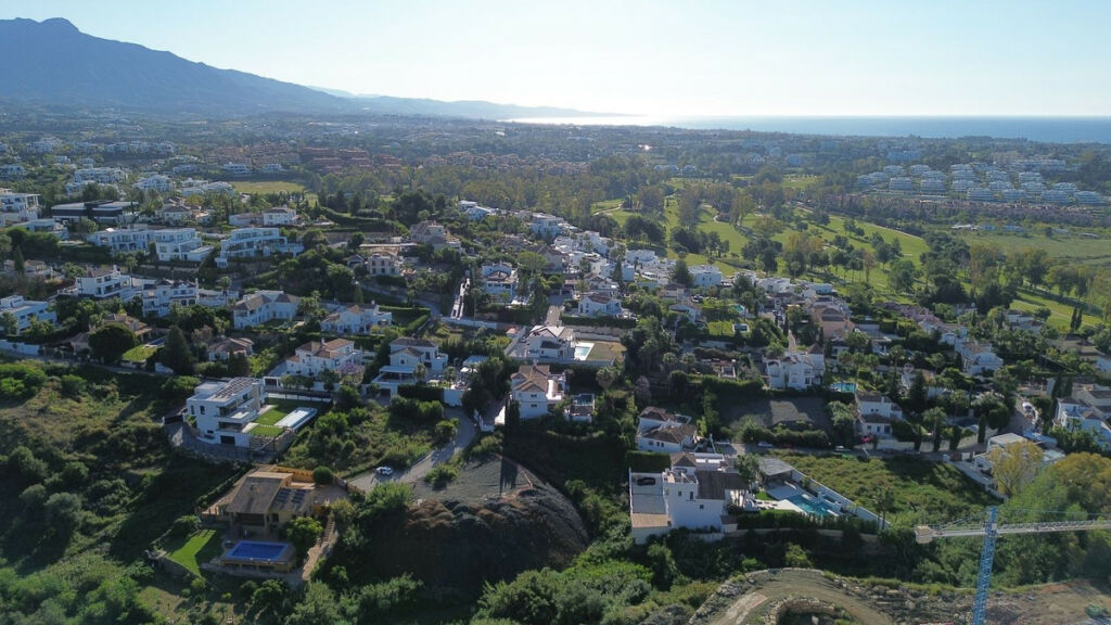 Residential Plot Benahavís Málaga - image 3