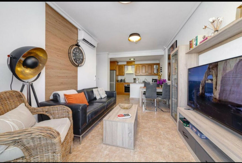 Penthouse Cabo Roig Alicante - image 3