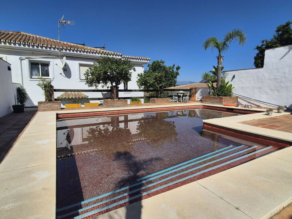 Semi-Detached House Alhaurin Golf Málaga - image 3