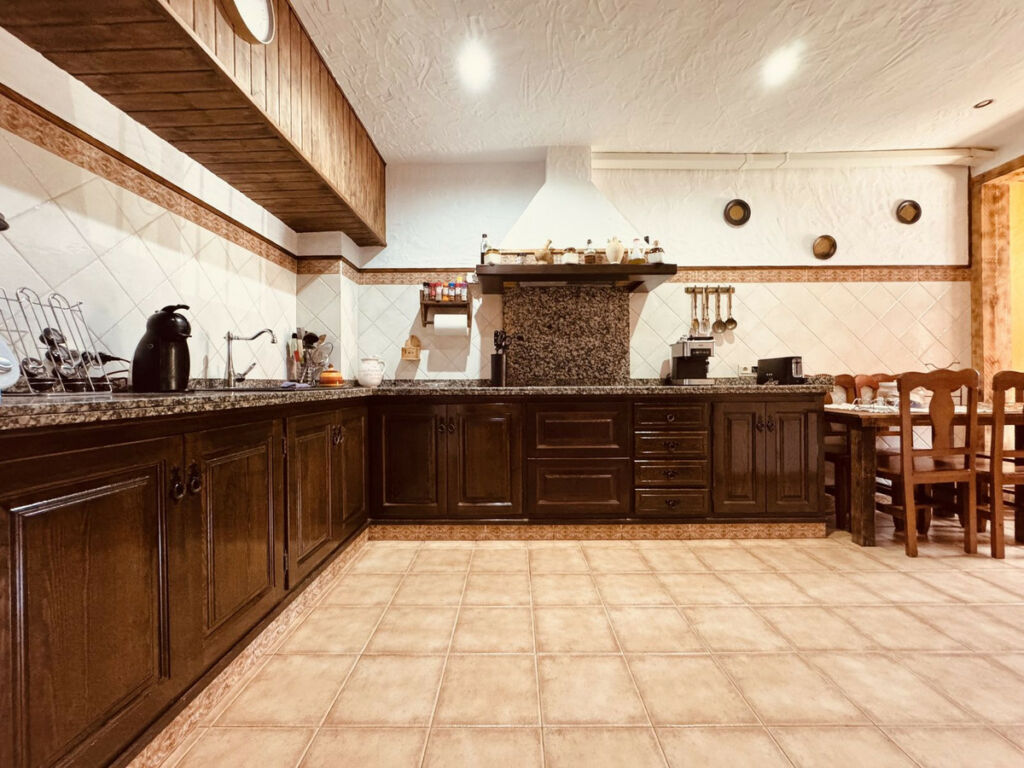 Townhouse Casares Playa Málaga - image 3