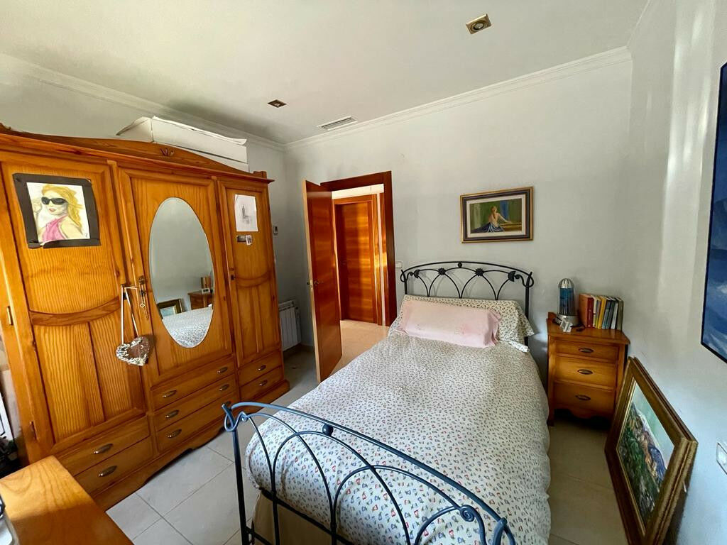 Detached Villa Albatera Alicante - image 3