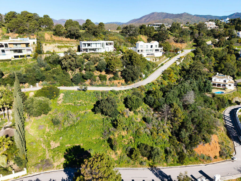 Residential Plot Benahavís Málaga - image 3