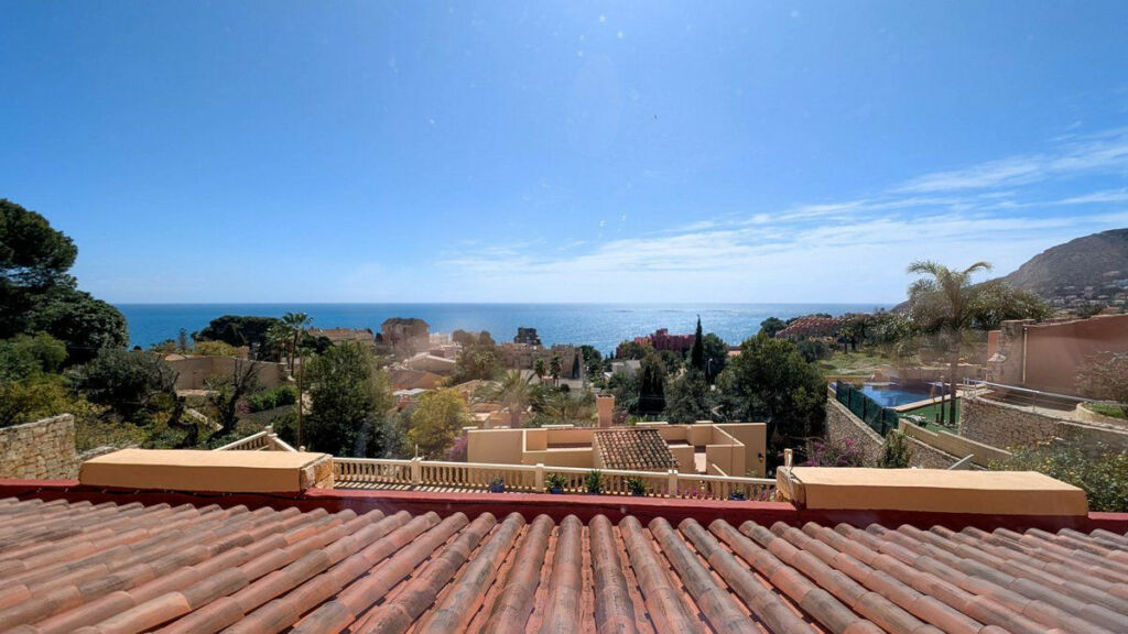 Detached Villa Calpe Alicante - image 3