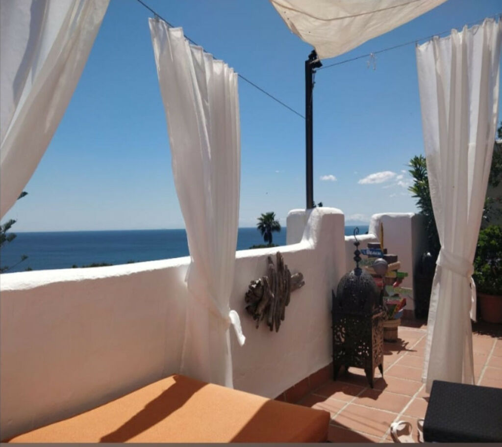 Penthouse Duplex Casares Playa Málaga - image 3