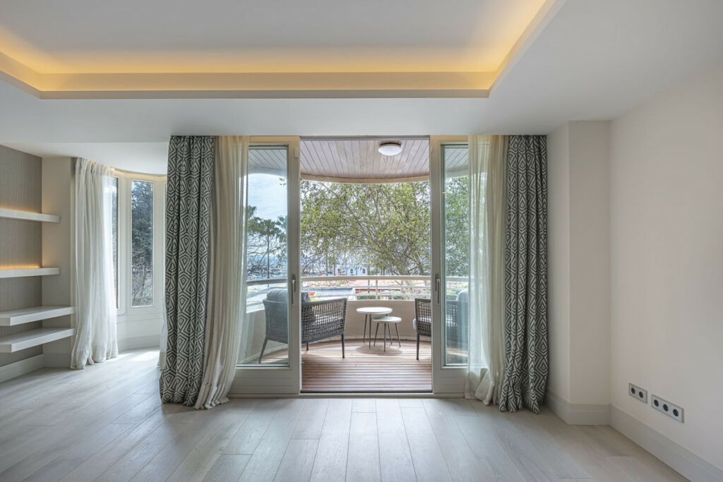 Middle Floor Apartment Marbella Málaga - image 3