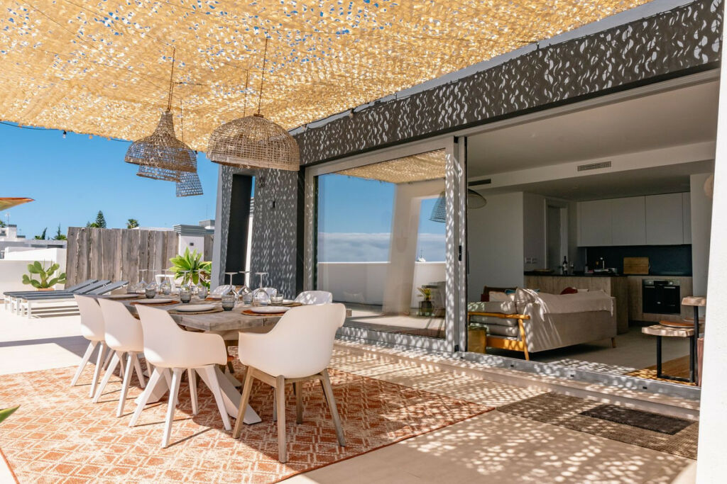 Top Floor Apartment Estepona Málaga - image 4
