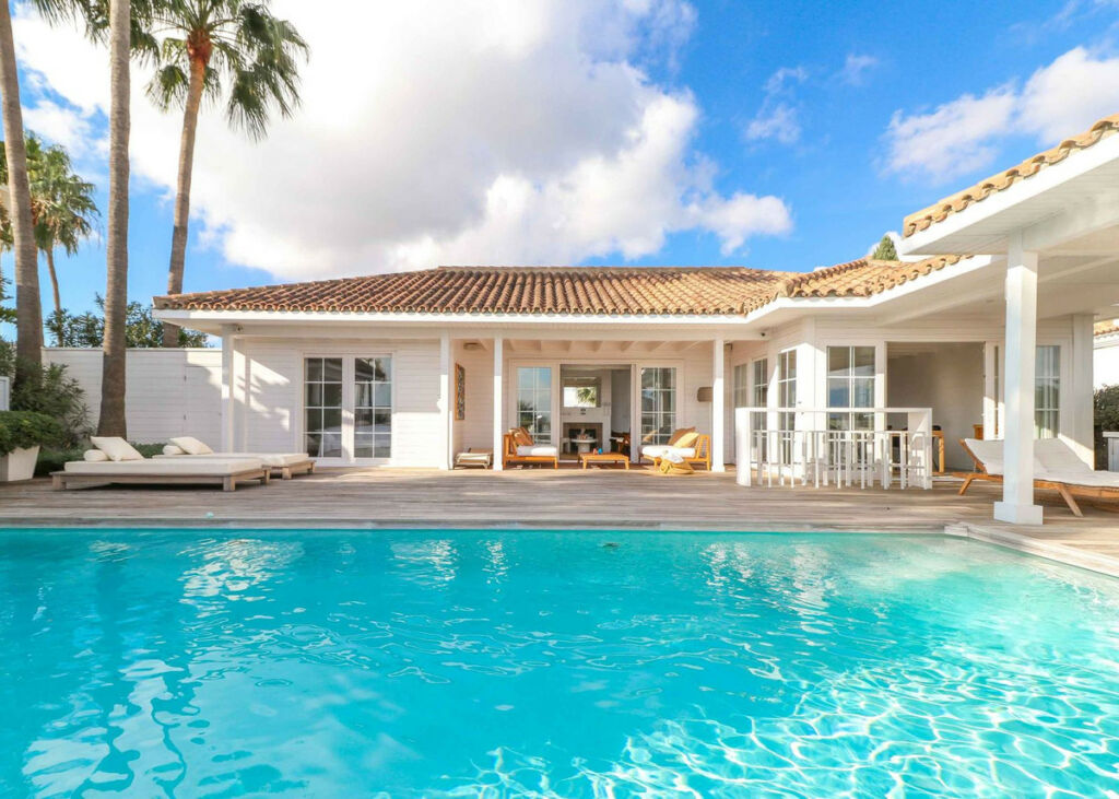 Detached Villa Benahavís Málaga - image 3