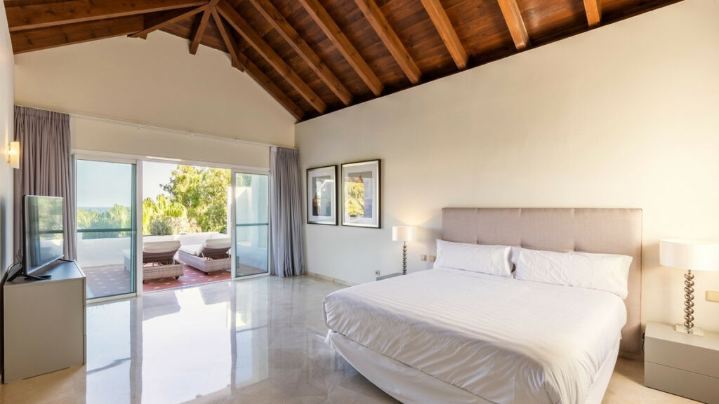 Penthouse Puerto Banús Málaga - image 3