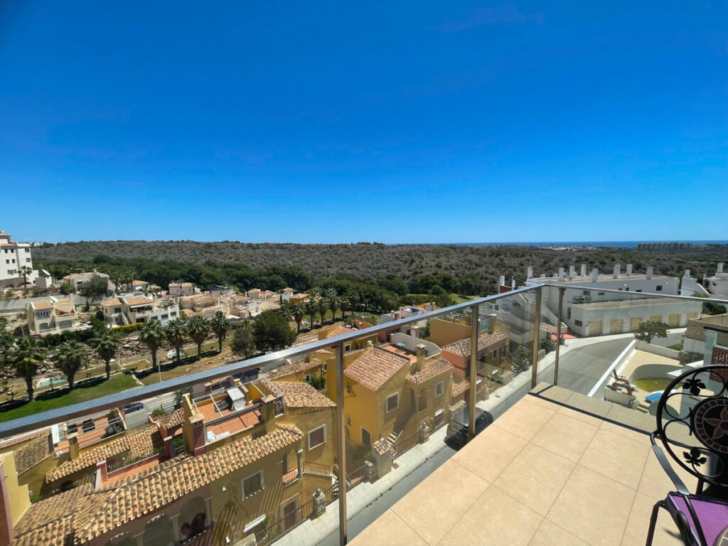 Middle Floor Apartment Las Ramblas Golf Alicante - image 3