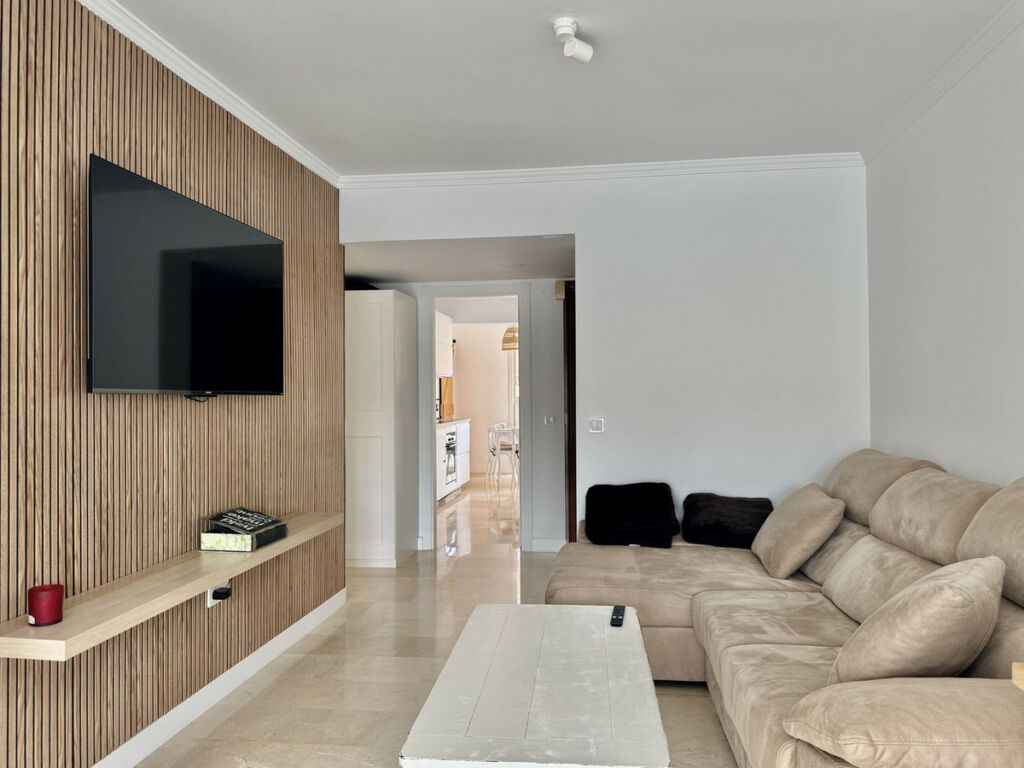 Middle Floor Apartment Fuengirola Málaga