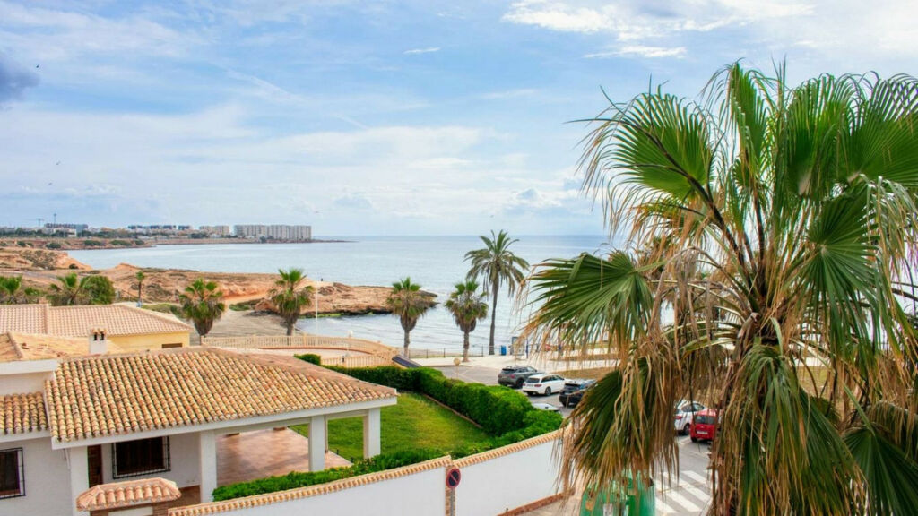 Middle Floor Apartment Playa Flamenca Alicante - image 4