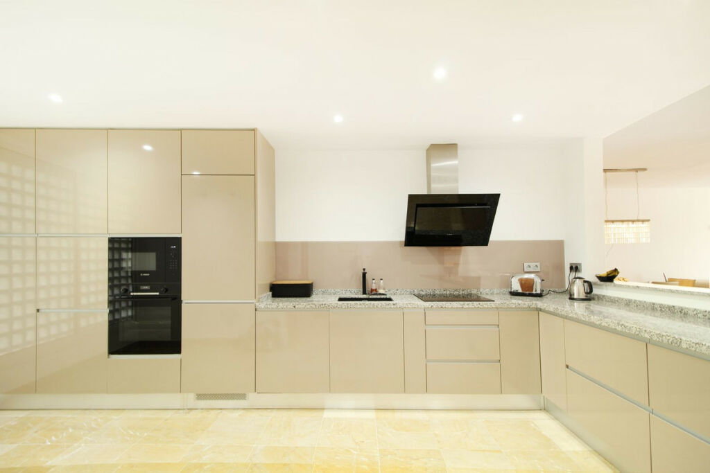 Ground Floor Apartment La Quinta Málaga - image 3