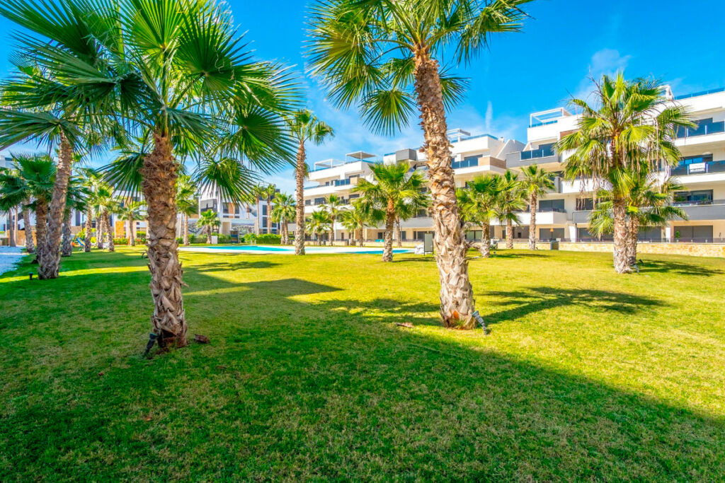 Middle Floor Apartment Los Altos Alicante - image 30