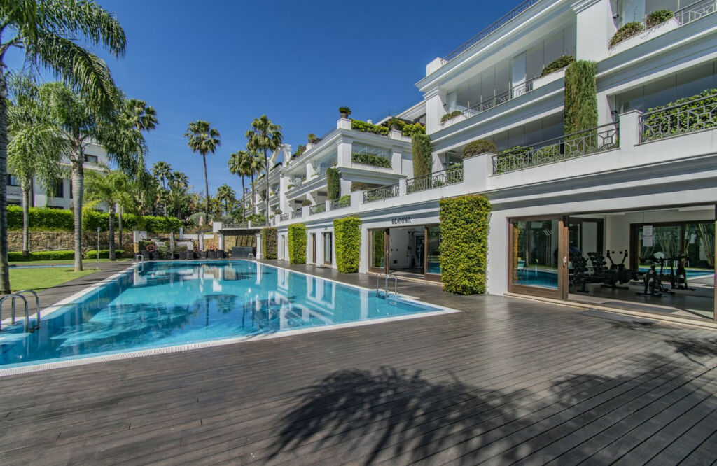 Penthouse Estepona Málaga - image 30