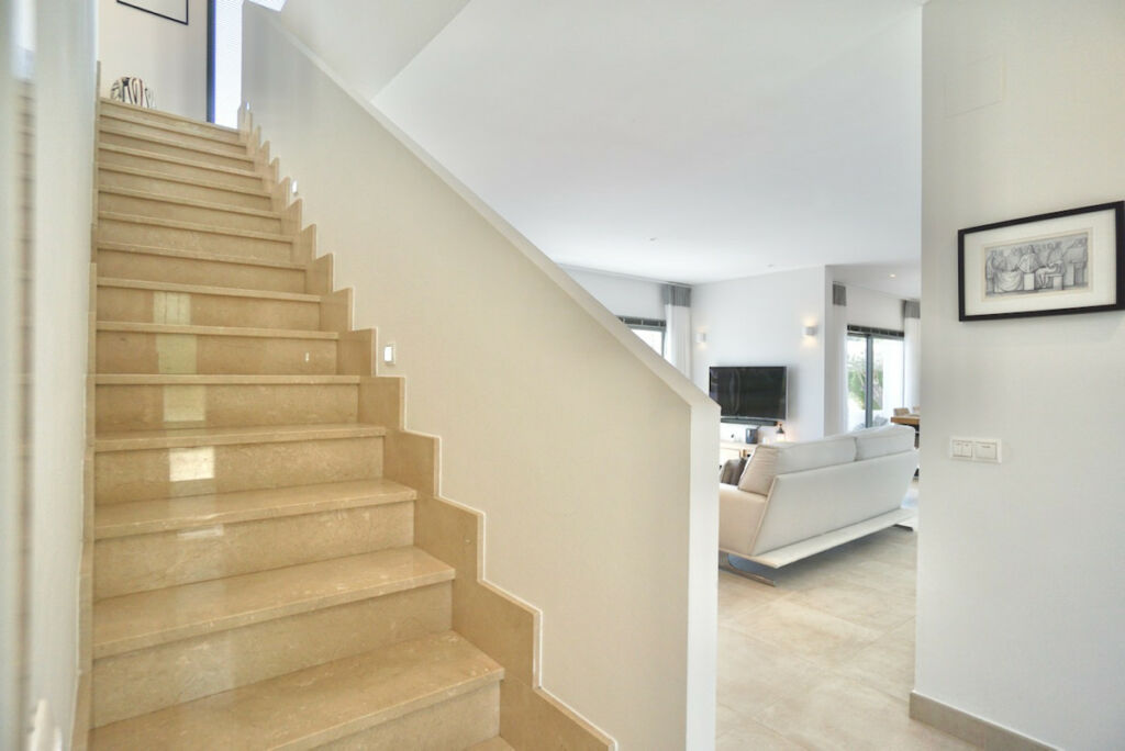 Detached Villa Moraira Alicante - image 31