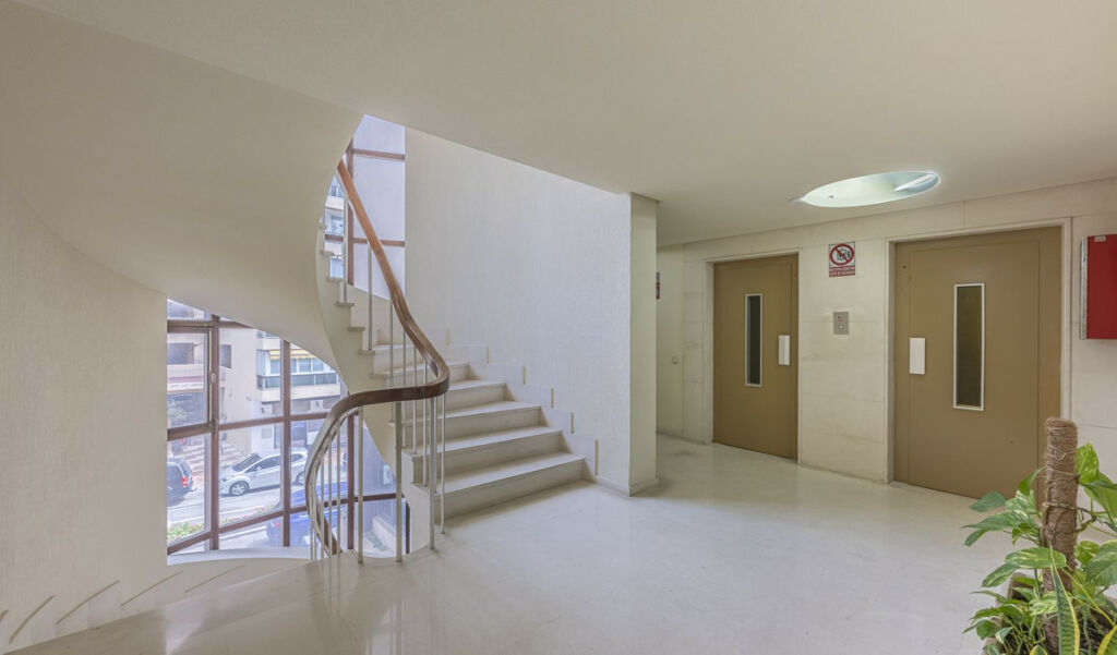 Middle Floor Apartment Marbella Málaga - image 30