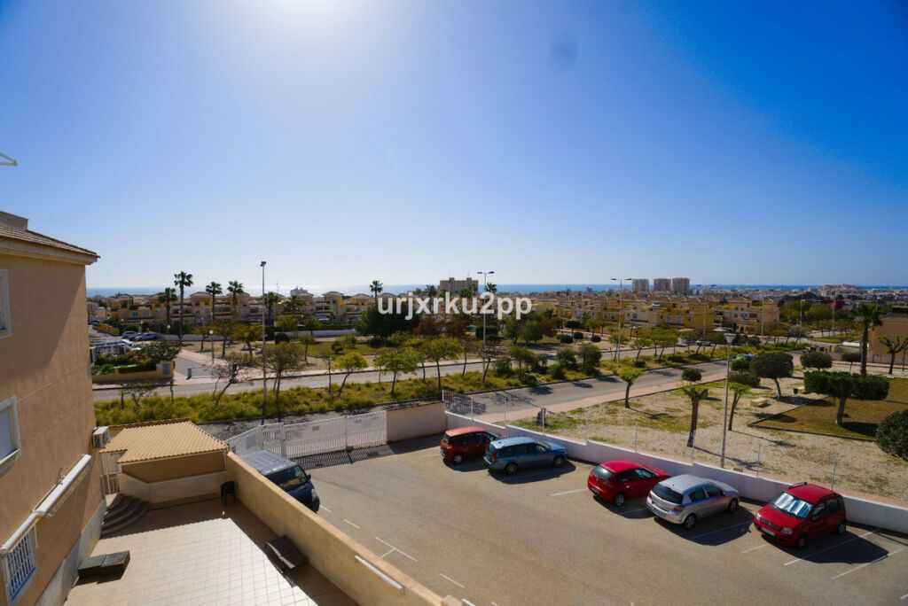 Townhouse Torrevieja Alicante - image 30