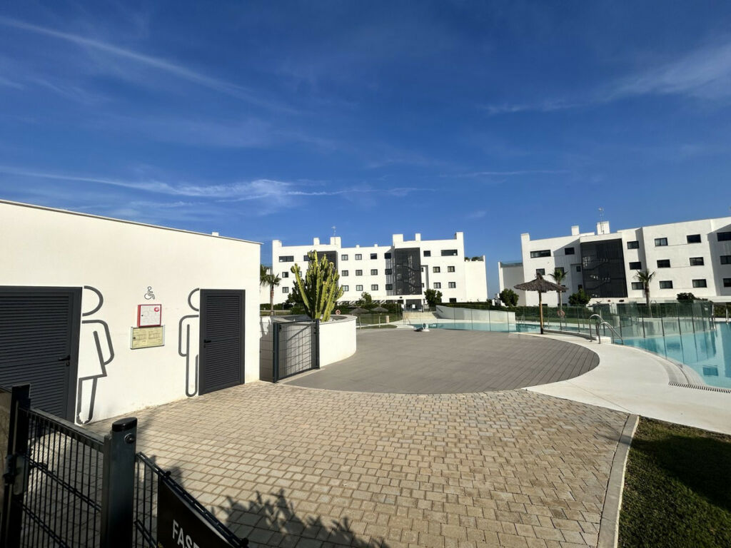 Middle Floor Apartment Higueron Málaga - image 30