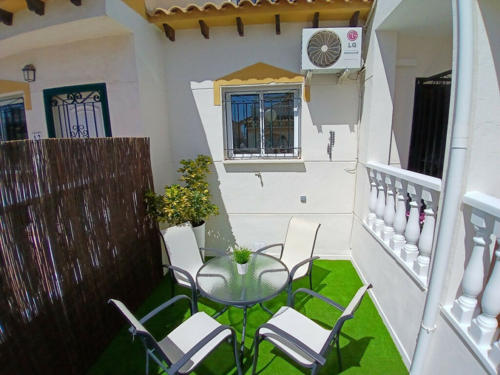 Townhouse Punta Prima Alicante - image 30