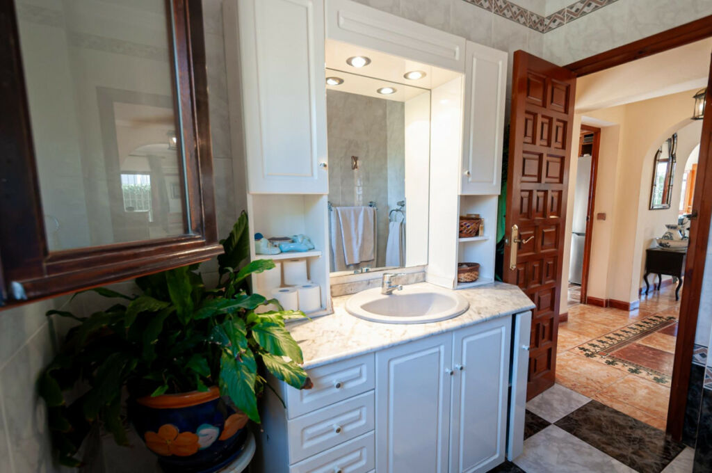 Detached Villa Calpe Alicante - image 30