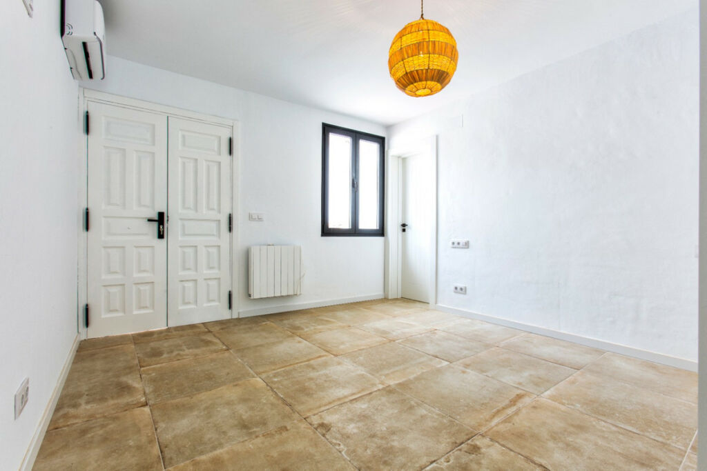 Detached Villa Benissa Alicante - image 34