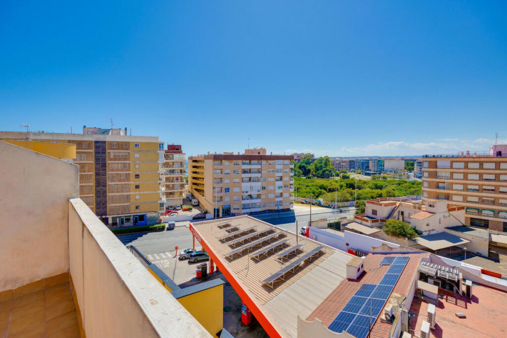 Penthouse Torrevieja Alicante - image 30