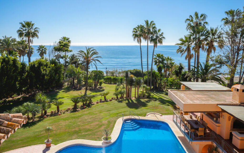 Detached Villa New Golden Mile Málaga - image 30