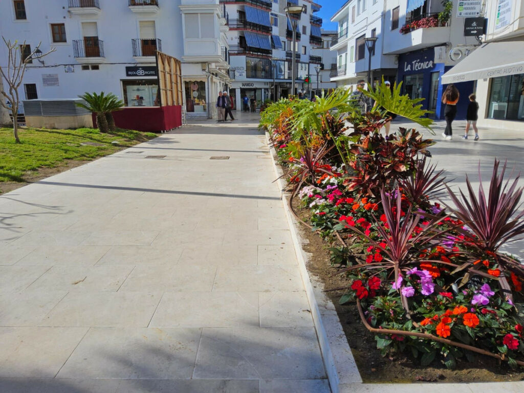 Middle Floor Apartment Estepona Málaga - image 30