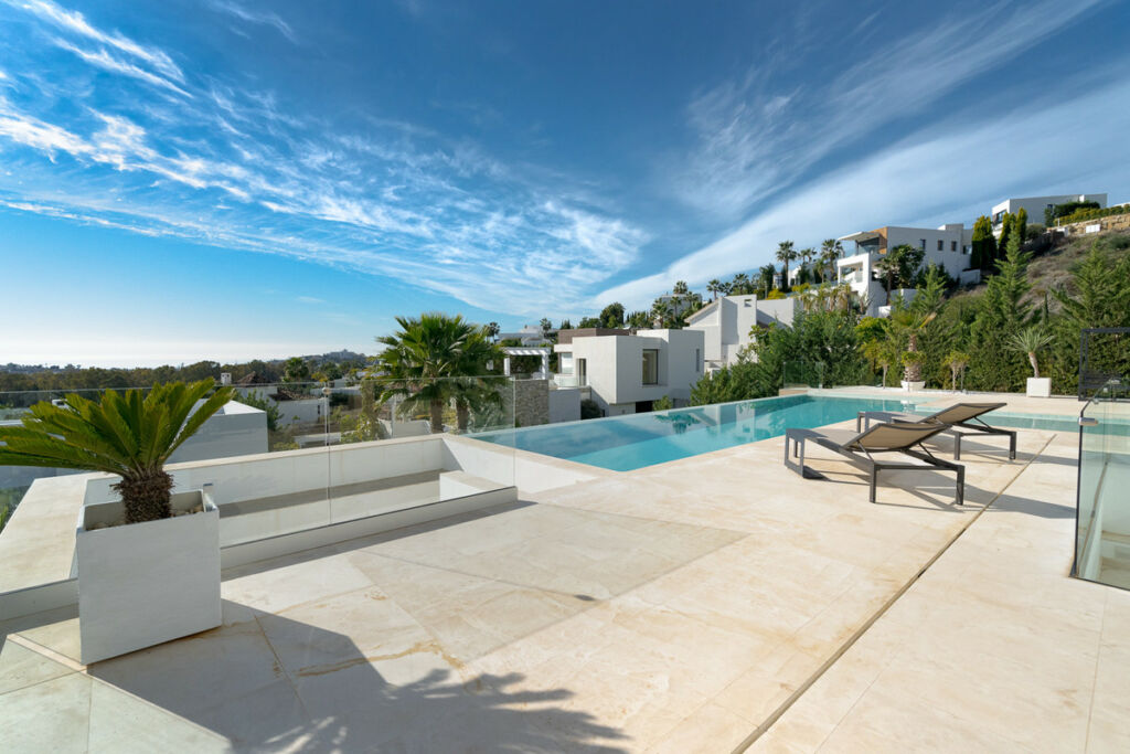 Detached Villa Benahavís Málaga - image 30