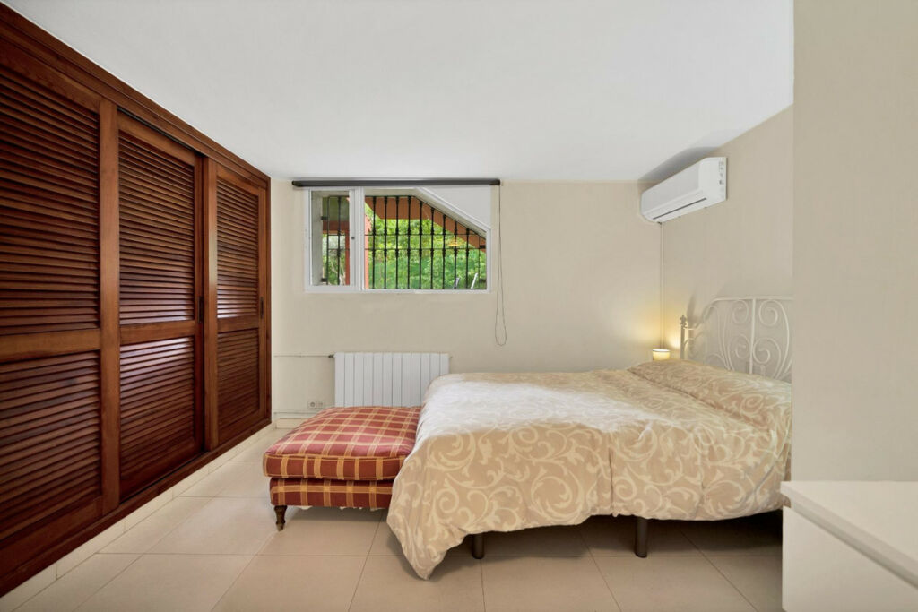 Detached Villa Elviria Málaga - image 30