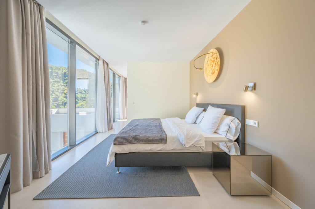 Detached Villa Benahavís Málaga - image 31