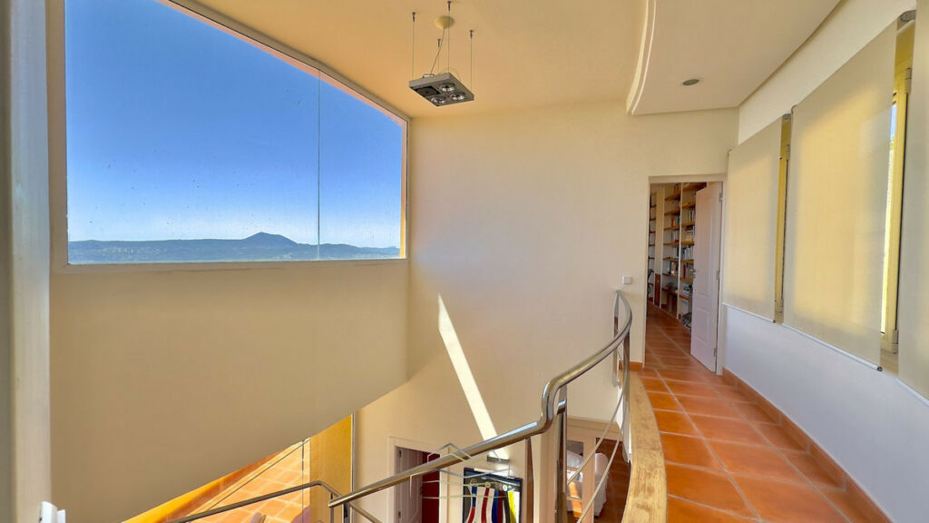 Detached Villa Javea Alicante - image 31