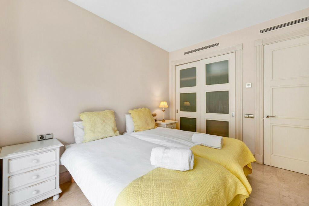 Ground Floor Apartment Los Monteros Málaga - image 31