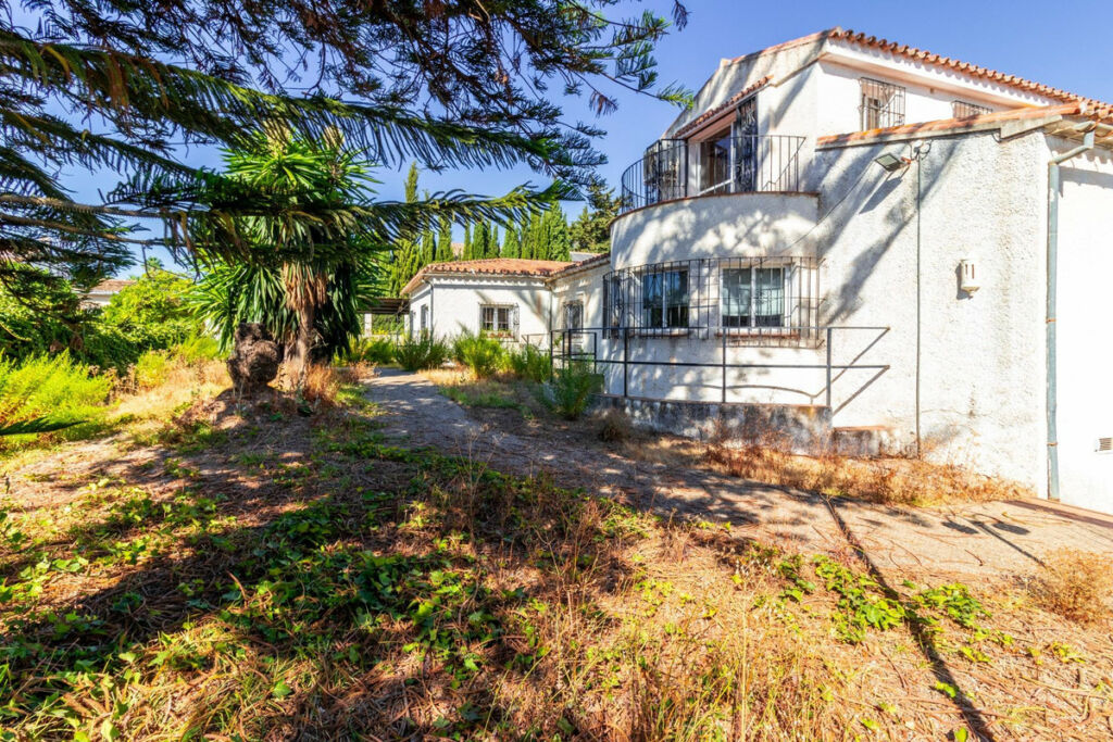 Detached Villa Marbella Málaga - image 31