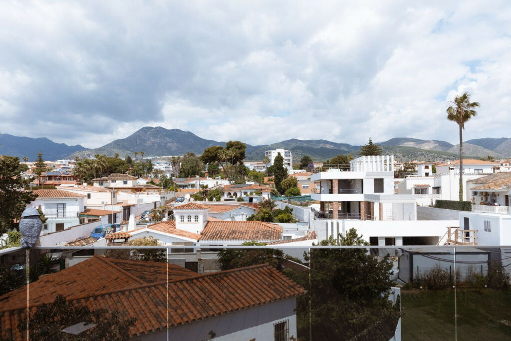 Detached Villa Benalmadena Málaga - image 31